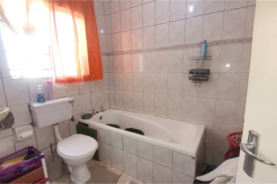 2 Bedroom Property for Sale in Groenheuwel Western Cape